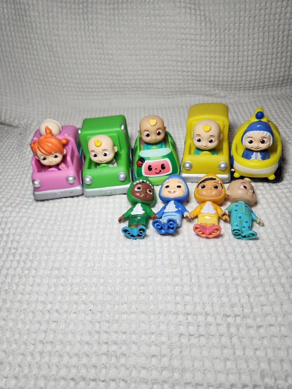 Cocomelon Official Mini Vehicles And Figures Lot Of 9